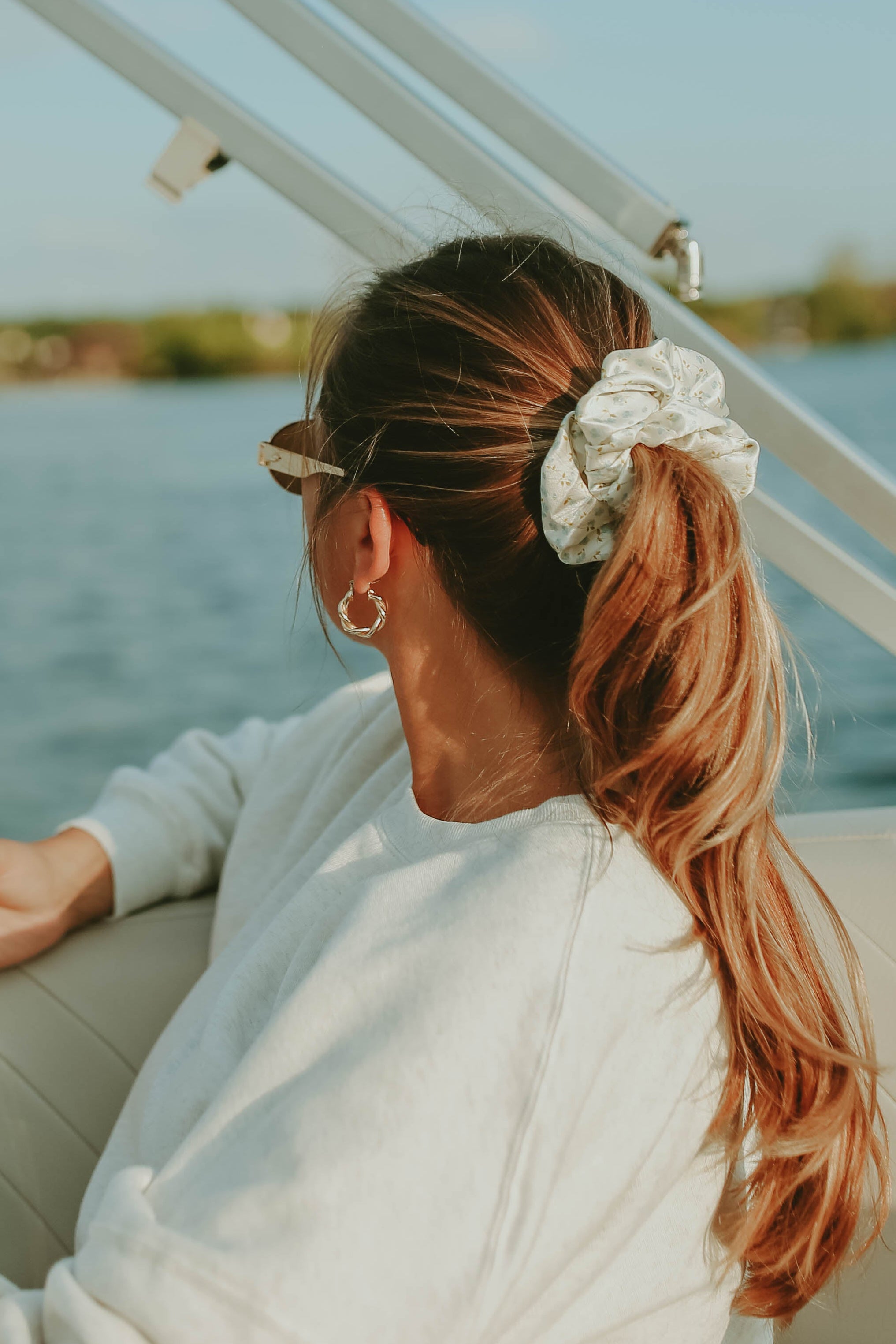 100% silk scrunchie - Dreamy Sundays