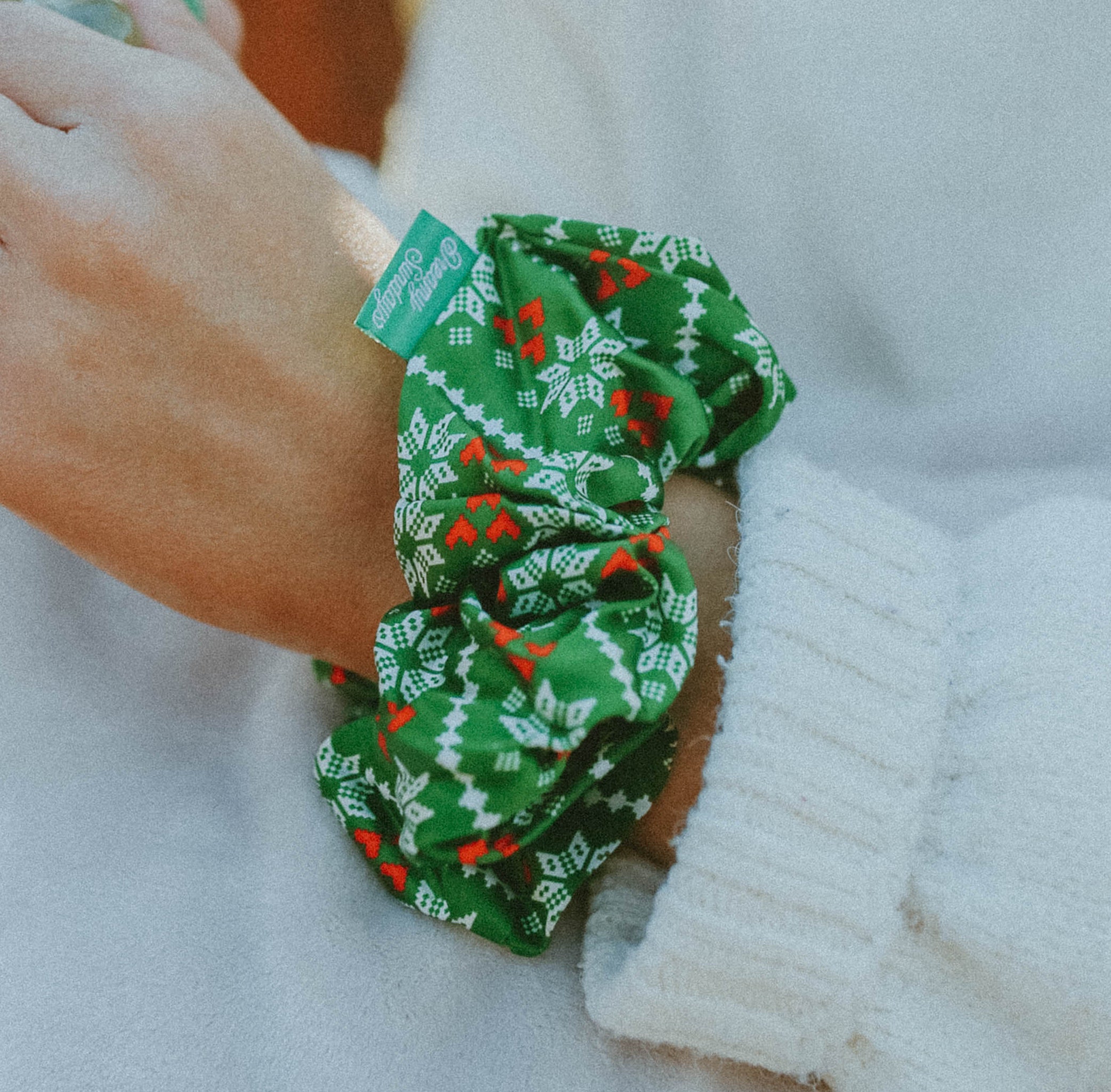 The 100% Silk Scrunchie - Winter