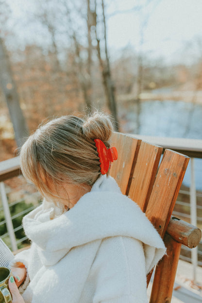 The Sunday Claw Clip (Holiday Edition)